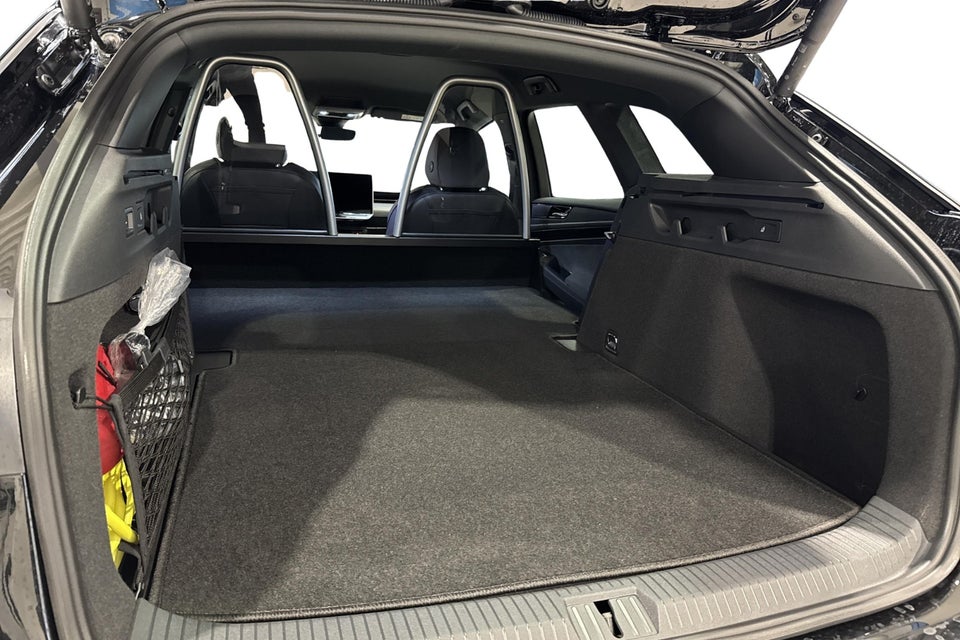 VW ID.7 77 Style+ Tourer Van 5d