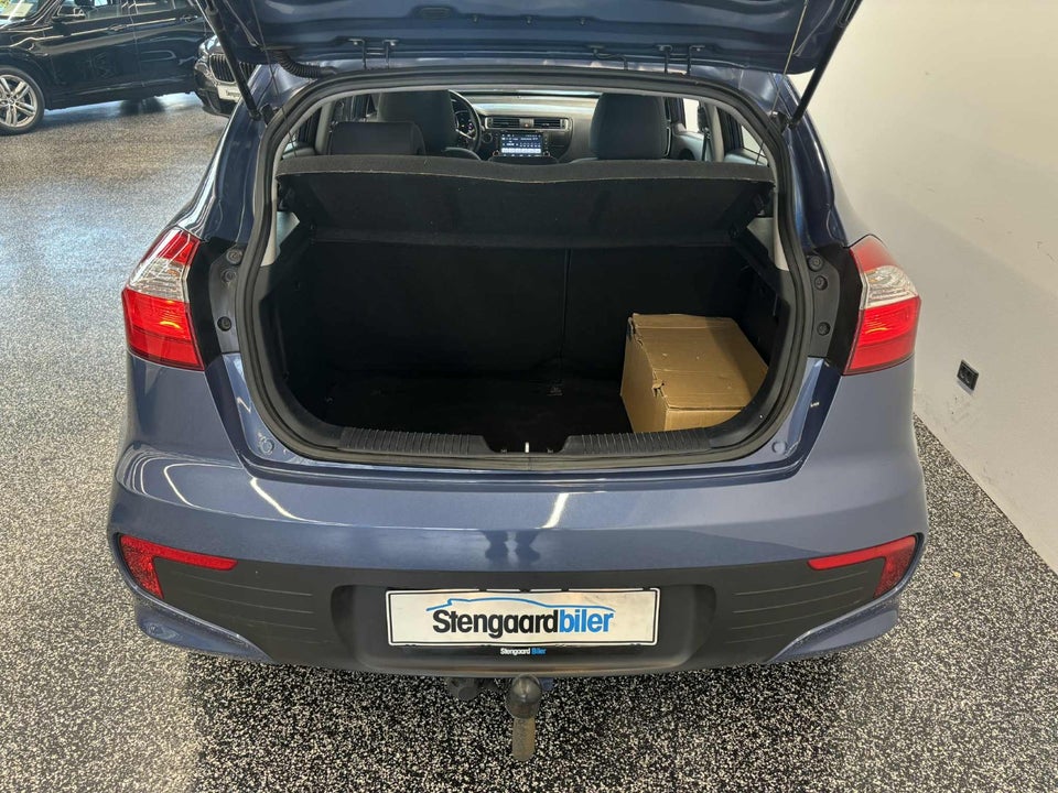 Kia Rio 1,4 CVVT Comfort aut. 5d