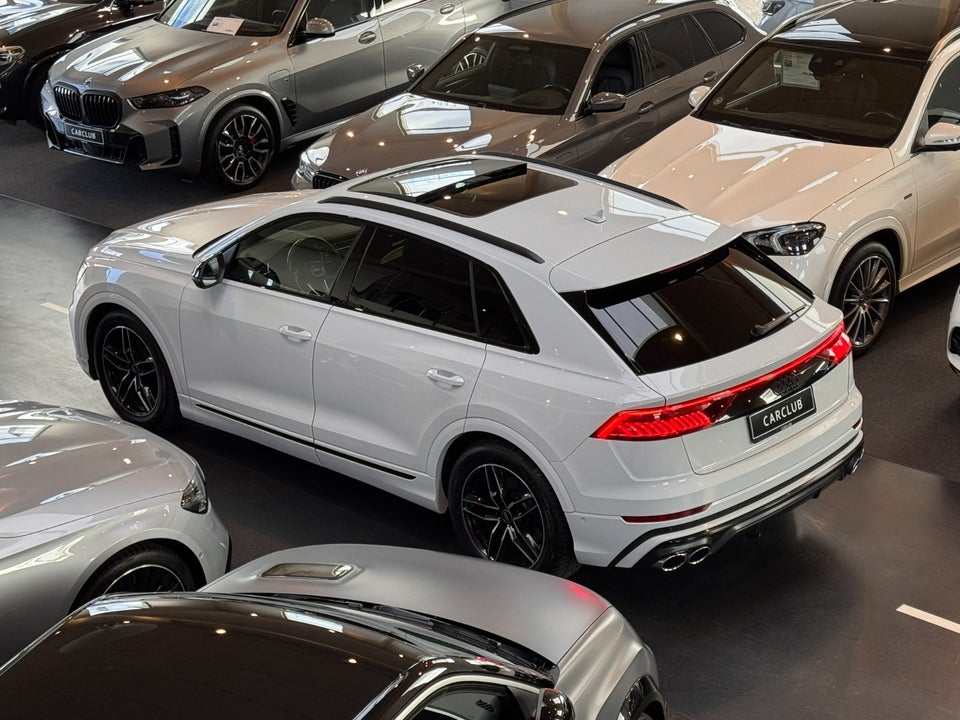 Audi SQ8 4,0 TFSi quattro Tiptr. 5d
