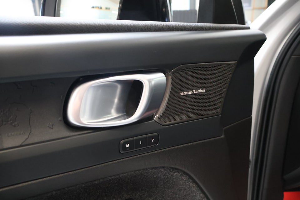 Volvo XC40 P8 ReCharge Twin Ultimate 5d