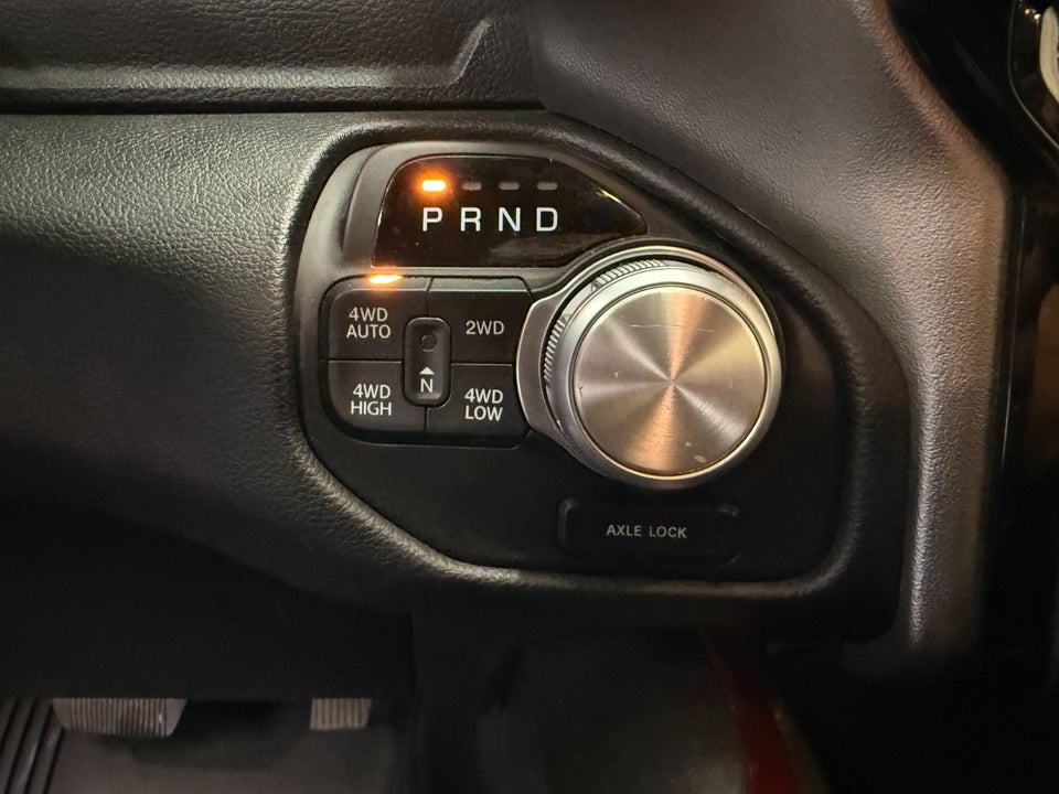 Dodge RAM 1500 5,7 V8 Hemi Rebel aut. 4d
