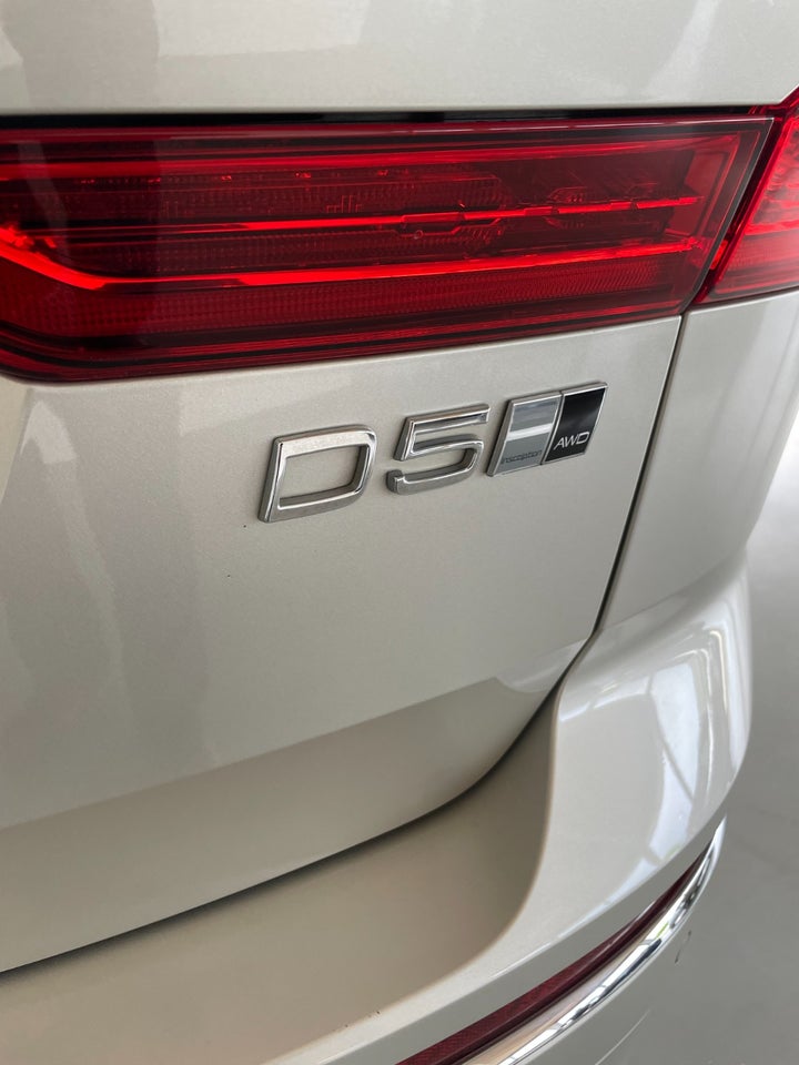 Volvo XC60 2,0 D5 235 Inscription aut. AWD Van 5d