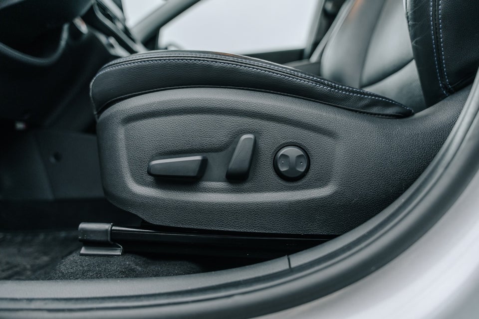 Hyundai Kona 64 EV Advanced 5d