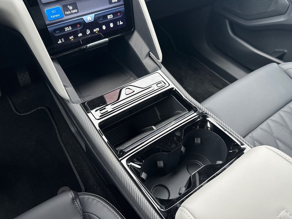 Ford Capri 82 Premium Extended Range 5d