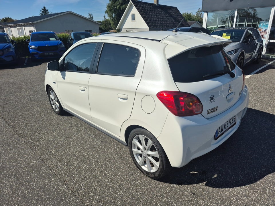 Mitsubishi Space Star 1,2 Intense CVT 5d