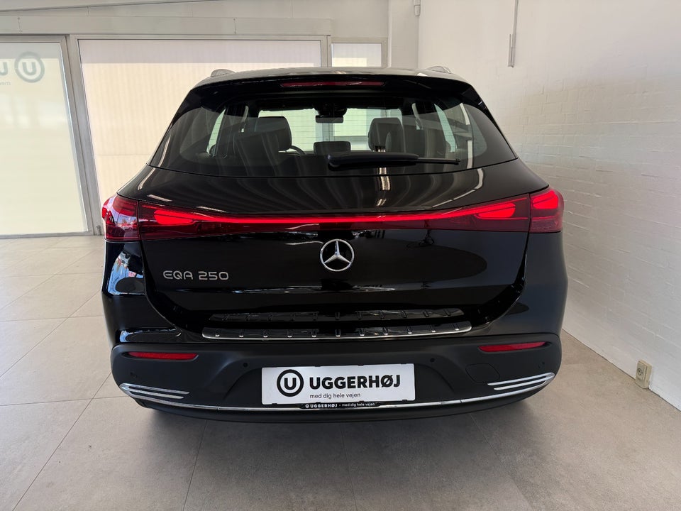 Mercedes EQA250 Progressive 5d
