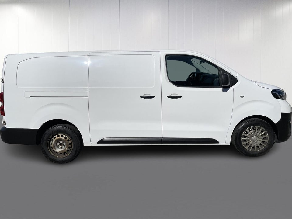Toyota ProAce 2,0 D 122 Long Comfort Master 5d
