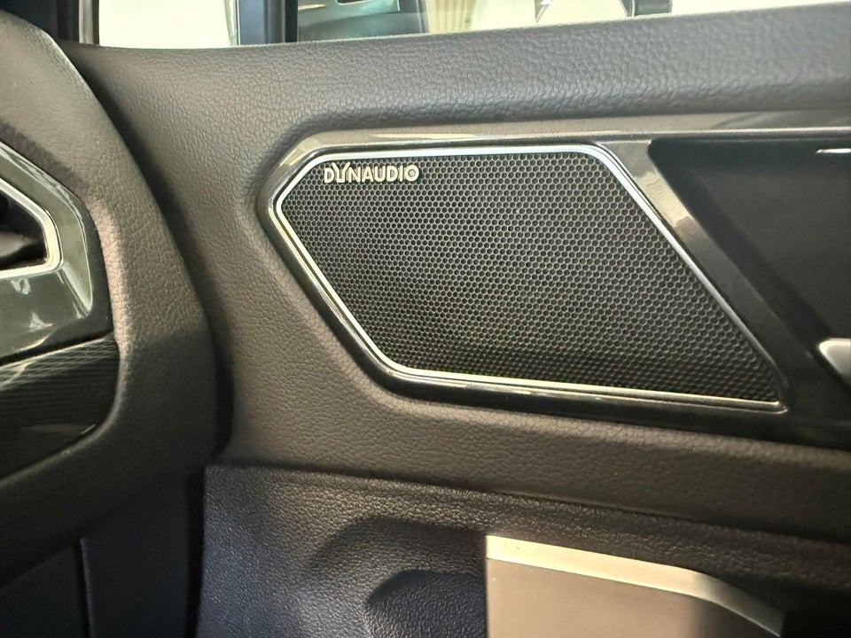 VW Tiguan 2,0 TSi 220 Highline DSG 4Motion 5d