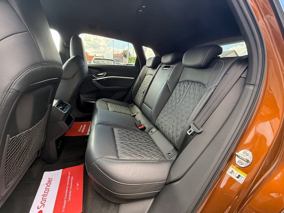 Audi e-tron S quattro 5d