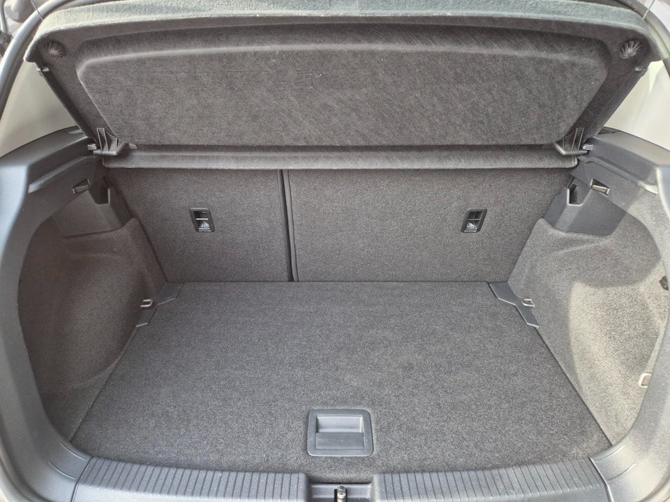 VW T-Cross 1,0 TSi 110 Life Team DSG 5d