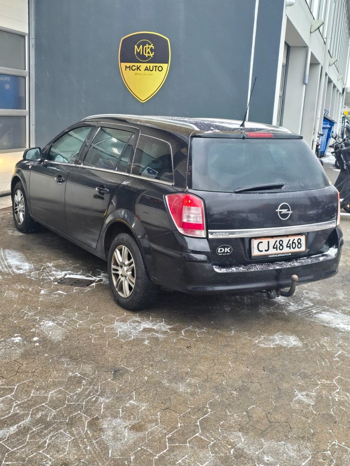 Opel Astra 1,6 16V 115 Classic Wagon 5d