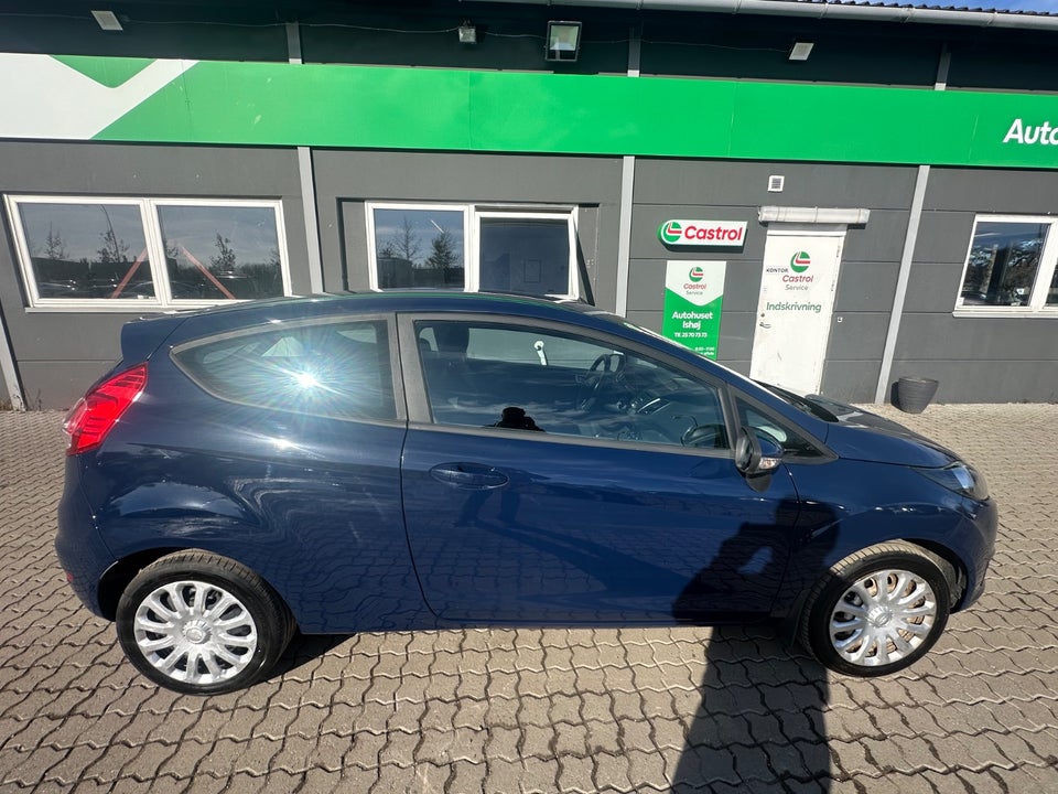 Ford Fiesta 1,0 65 Titanium 5d