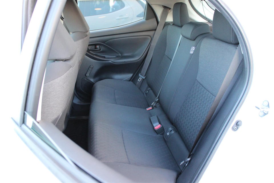 Toyota Yaris 1,5 Hybrid H3 e-CVT 5d
