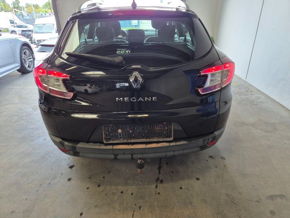 Renault Megane III 1,6 110 Authentique Sport Tourer 5d