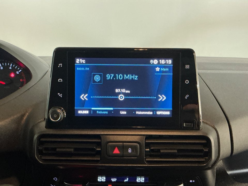 Peugeot Partner 1,5 BlueHDi 130 L2V2 Plus EAT8 Van