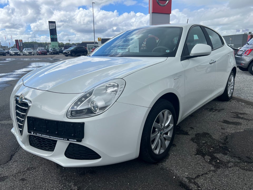 Alfa Romeo Giulietta 1,4 Turbo 120 Progression 5d