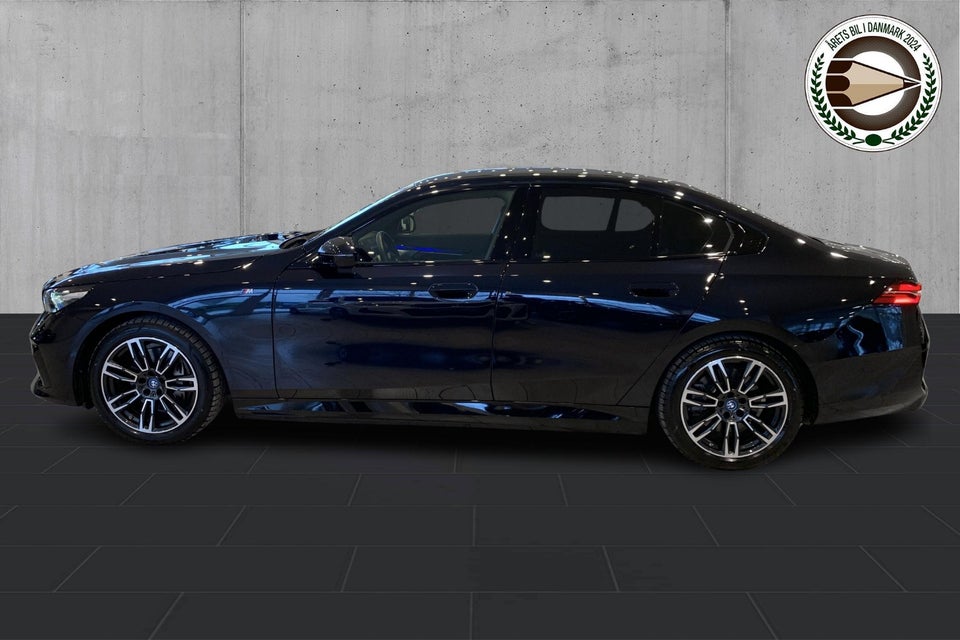 BMW i5 eDrive40 M-Sport 4d