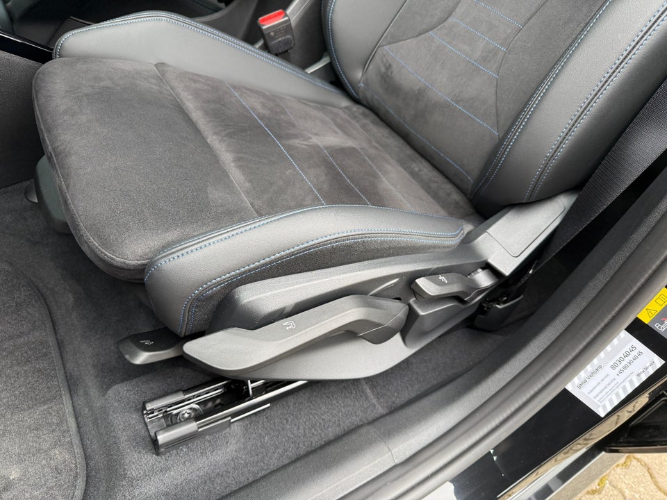 BMW iX1 eDrive20 M-Sport 5d