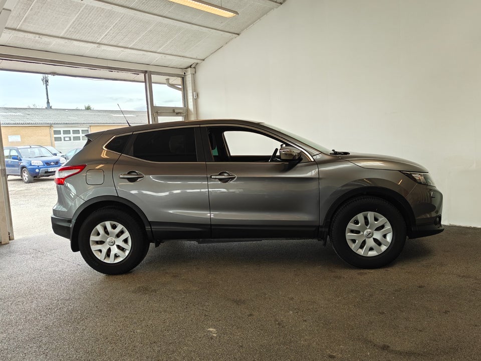 Nissan Qashqai 1,5 dCi 110 Acenta 5d