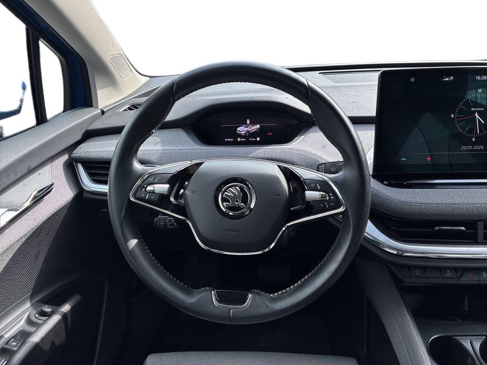 Skoda Enyaq 60 iV Loft 5d