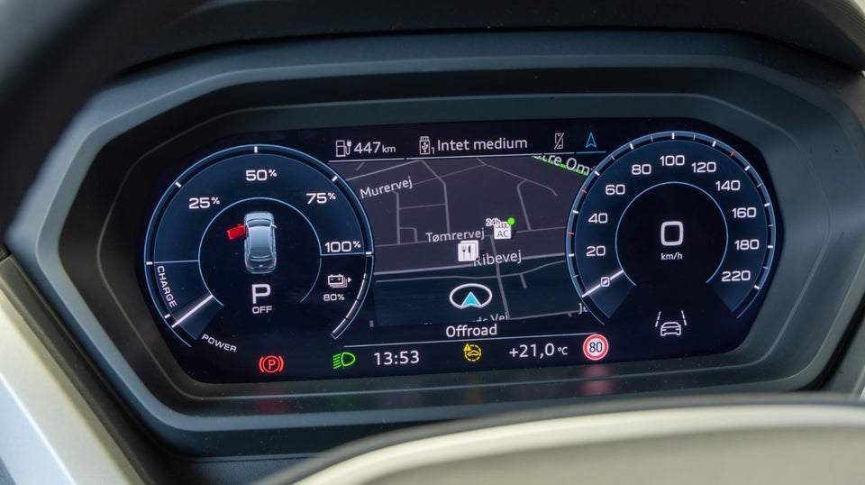 Audi Q4 e-tron 45 S-line 5d