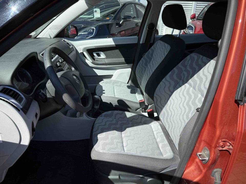 Skoda Fabia 1,4 16V Ambiente 5d