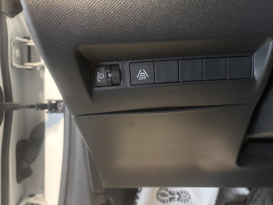 Peugeot e-208 50 Allure 5d