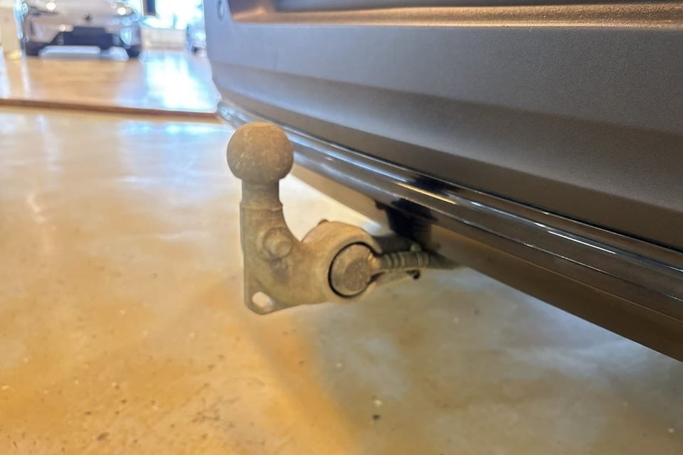 Volvo EX40 Extended Range Plus 5d