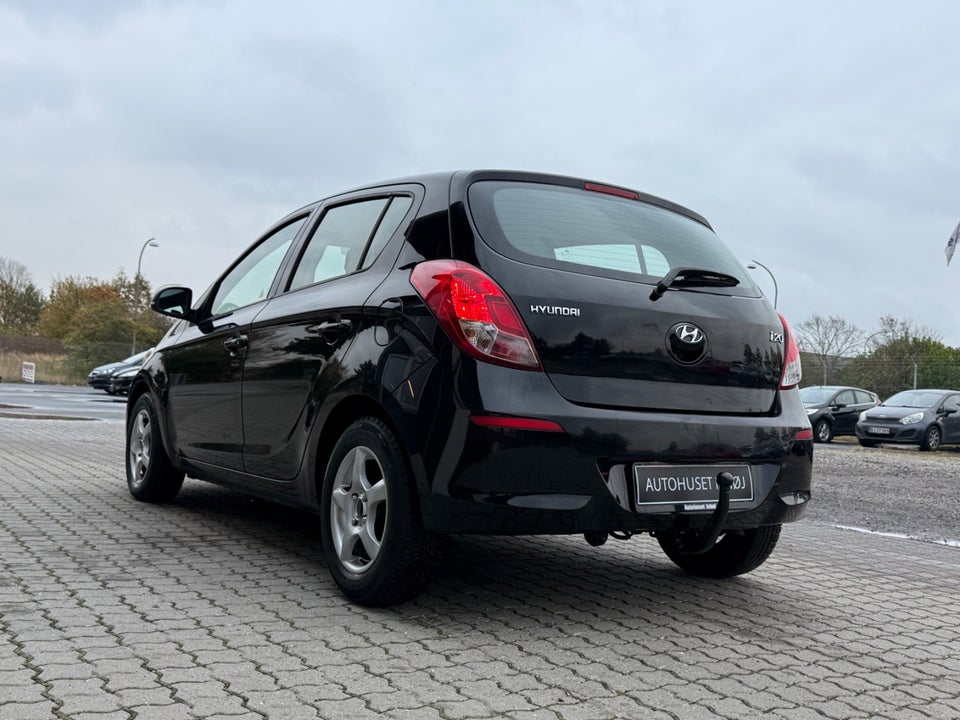 Hyundai i20 1,25 Comfort 5d