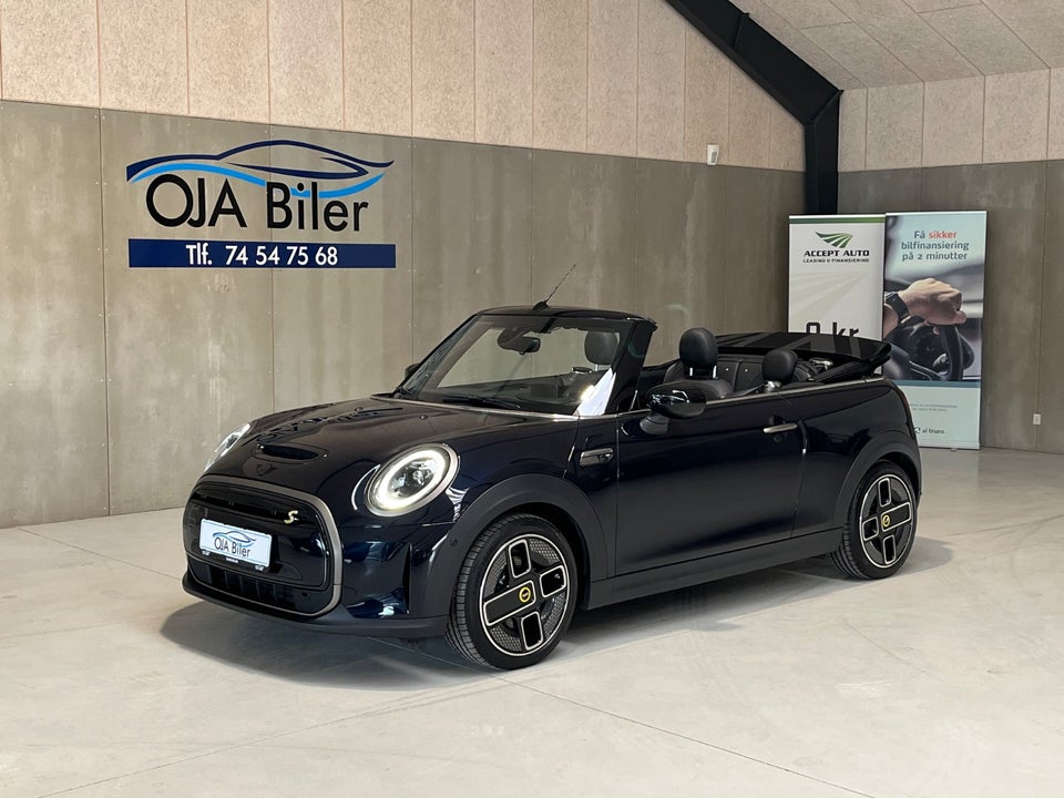 MINI Cooper SE Cabriolet 2d