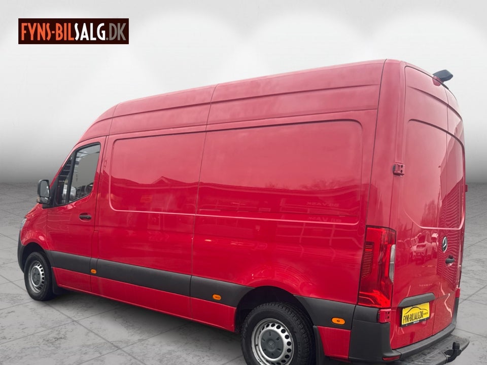 Mercedes Sprinter 214 2,2 CDi A2 Kassevogn aut. FWD