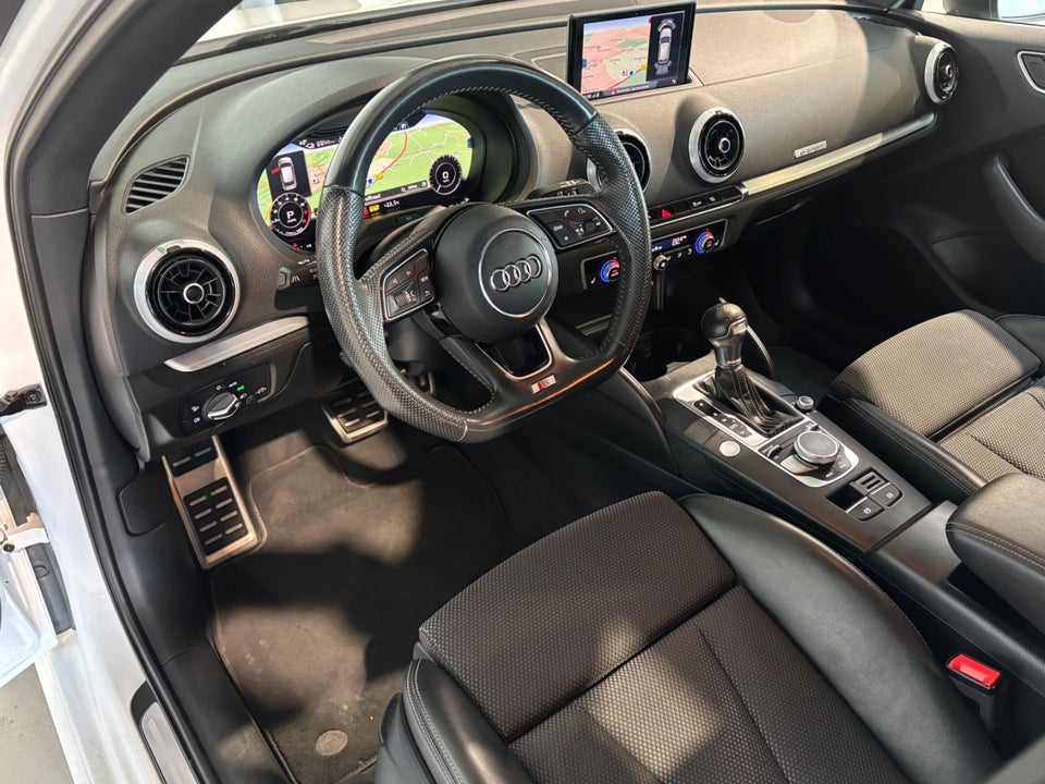 Audi A3 1,4 e-tron S-line Sportback S-tr. 5d