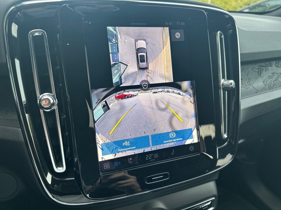 Volvo EX40 Extended Range Black Edition 5d