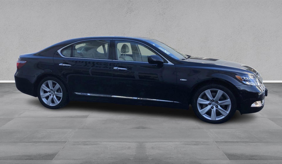 Lexus LS600h L 5,0 Wellness aut. 4d