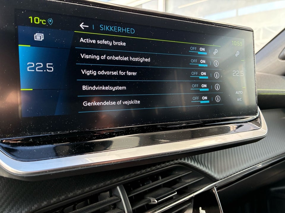 Peugeot e-2008 50 GT 5d