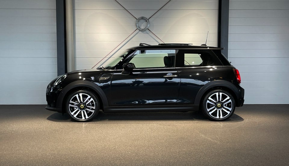 MINI Cooper SE Maximise 3d