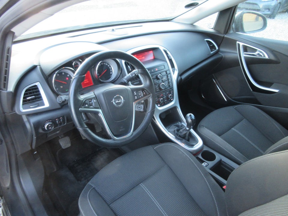 Opel Astra 2,0 CDTi 165 Sport Sports Tourer 5d