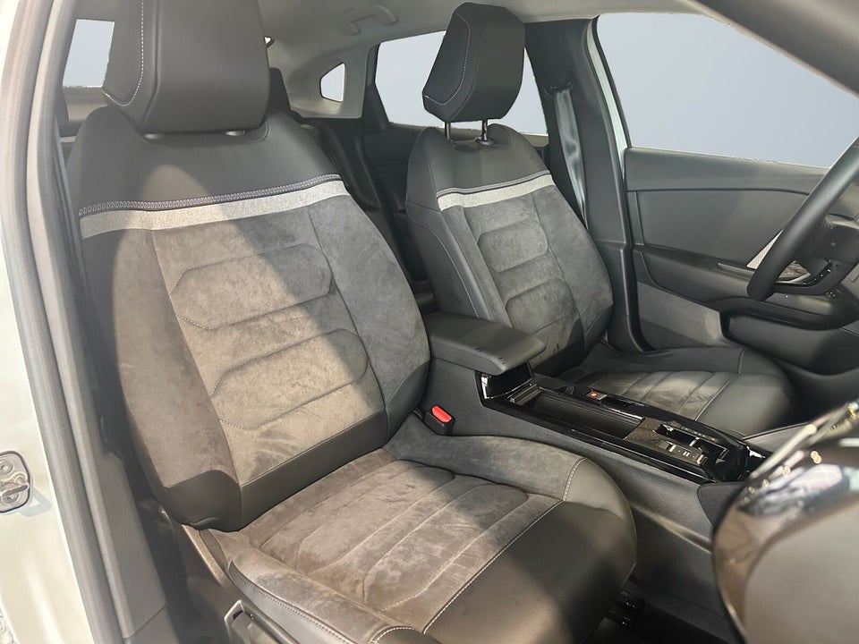 Citroën ë-C4 X 50 Max 4d