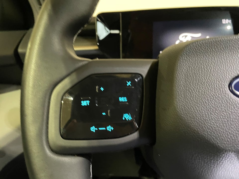 Ford Explorer 82 Select Extended Range 5d