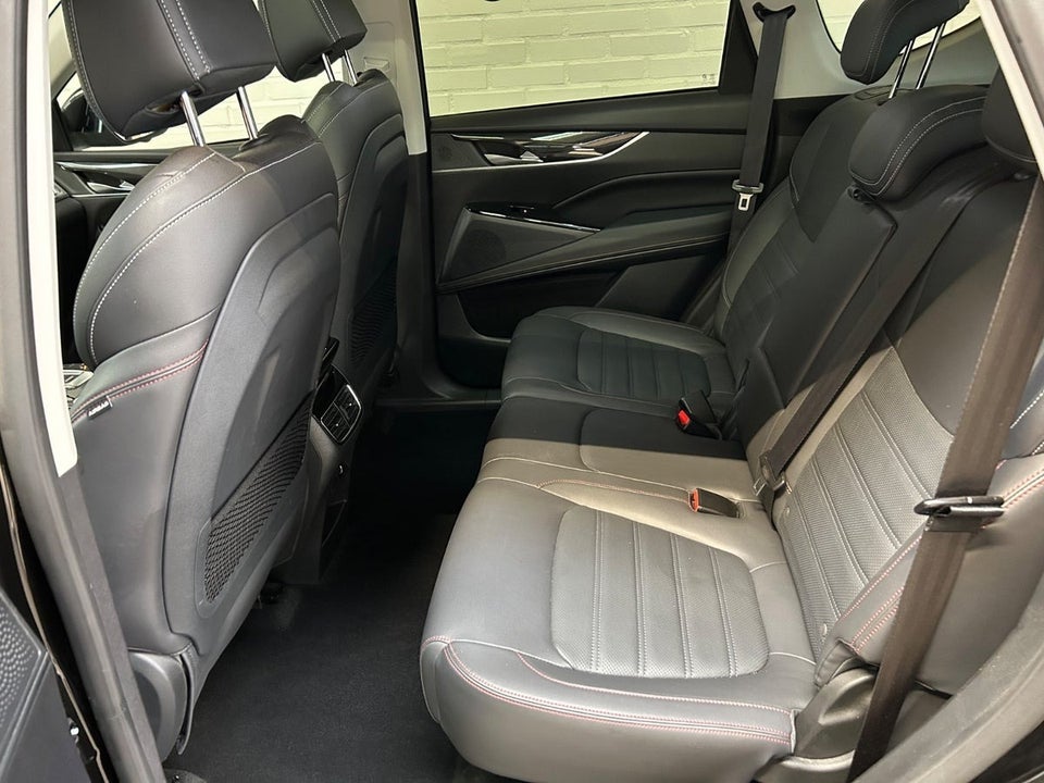 Maxus Euniq6 70  5d