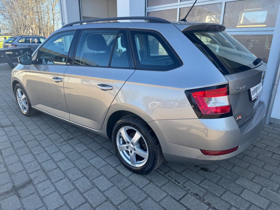 Skoda Fabia 1,0 TSi 110 Ambition Combi DSG 5d