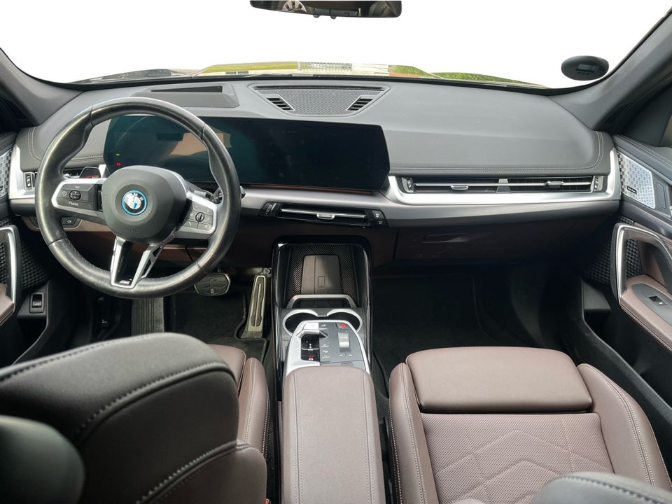 BMW iX1 xDrive30 Fully Charged M-Sport 5d