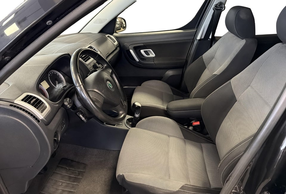 Skoda Roomster 1,6 16V Sport 5d