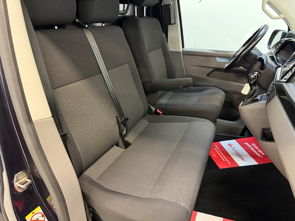 VW Transporter 2,0 TDi 199 Kassevogn DSG kort