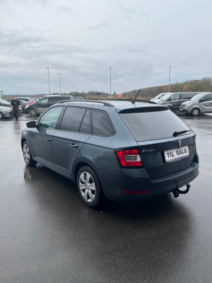 Skoda Fabia 1,0 TSi 110 Ambition Combi DSG 5d