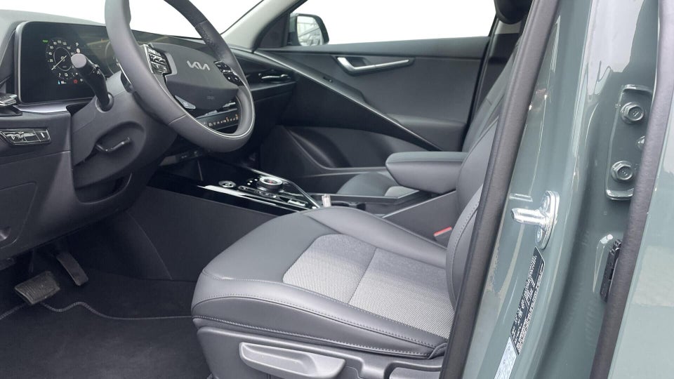 Kia Niro 64 EV Prestige 5d