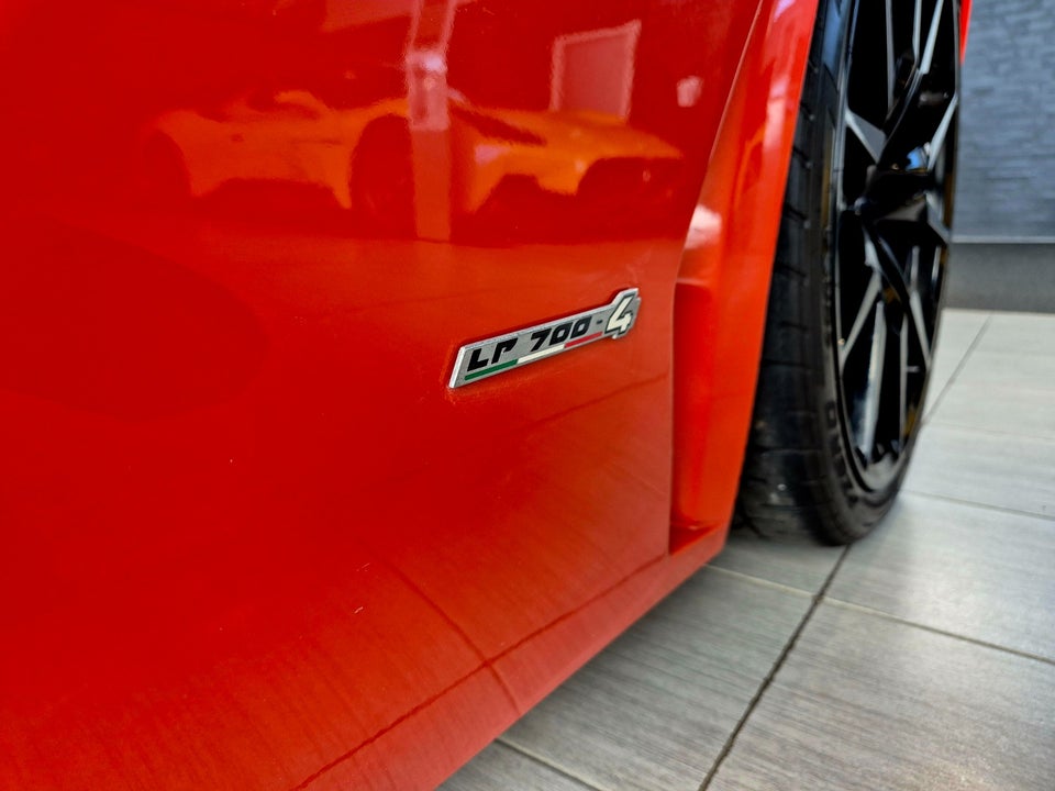 Lamborghini Aventador 6,5 LP700-4 2d