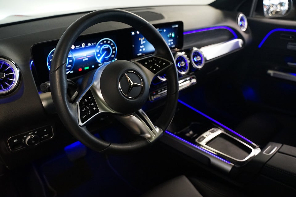 Mercedes EQB250+ Progressive Advance 5d