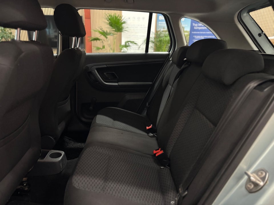 Skoda Fabia 1,4 16V Ambiente Combi 5d