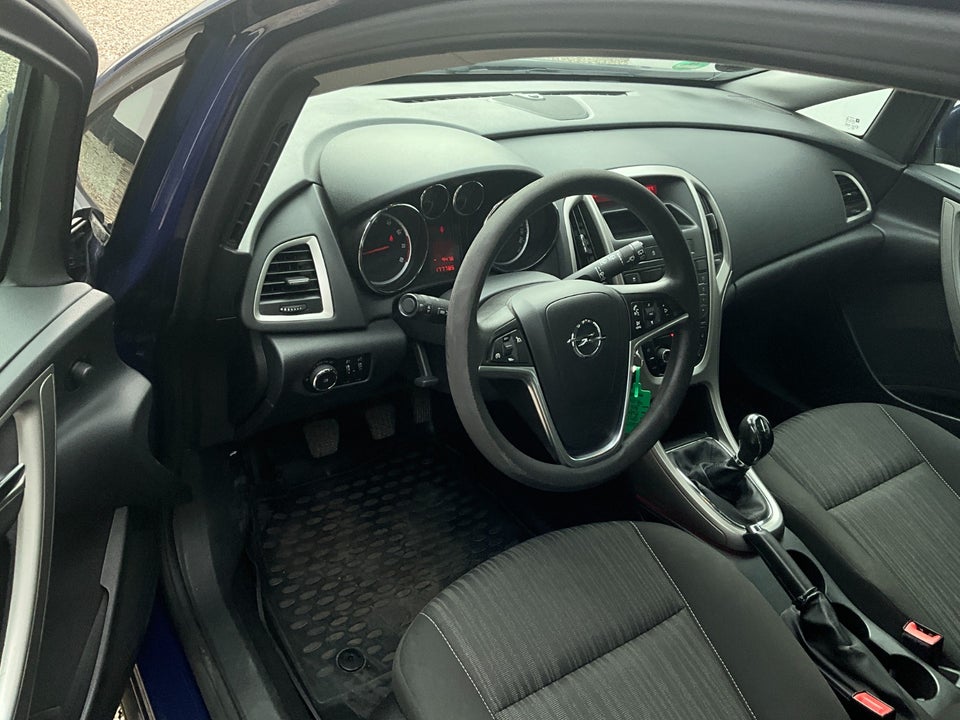 Opel Astra 1,4 100 Essentia Sports Tourer 5d